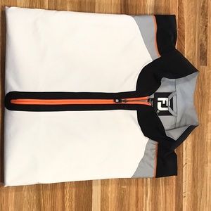 XL short sleeve wind shirt